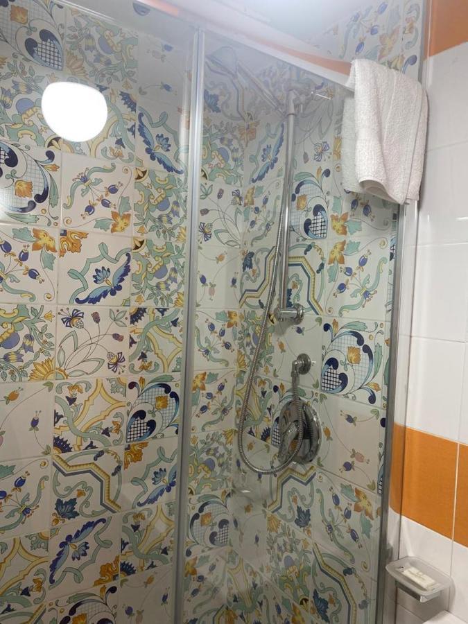 B&B Flower'S House Neapol Zewnętrze zdjęcie